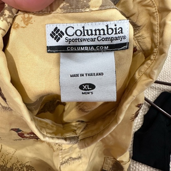 Columbia Men's Beige Bird Print Shirt - Picture 4 of 8